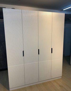 4 Kapaklı Elbise Dolabı Ahşap - Görsel 1